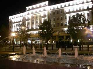 bratislava-fountain (75K)